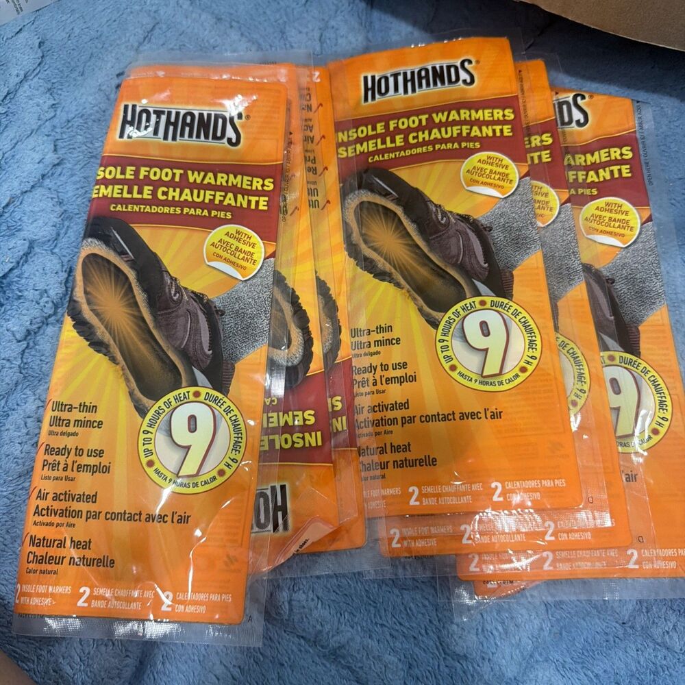 HotHands HFINSPDQ Insole Foot Warmers with Adhesive 7 pack